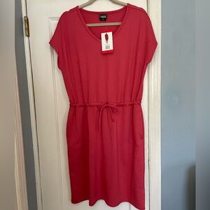 Women’s 32° Cool Dress Size Medium